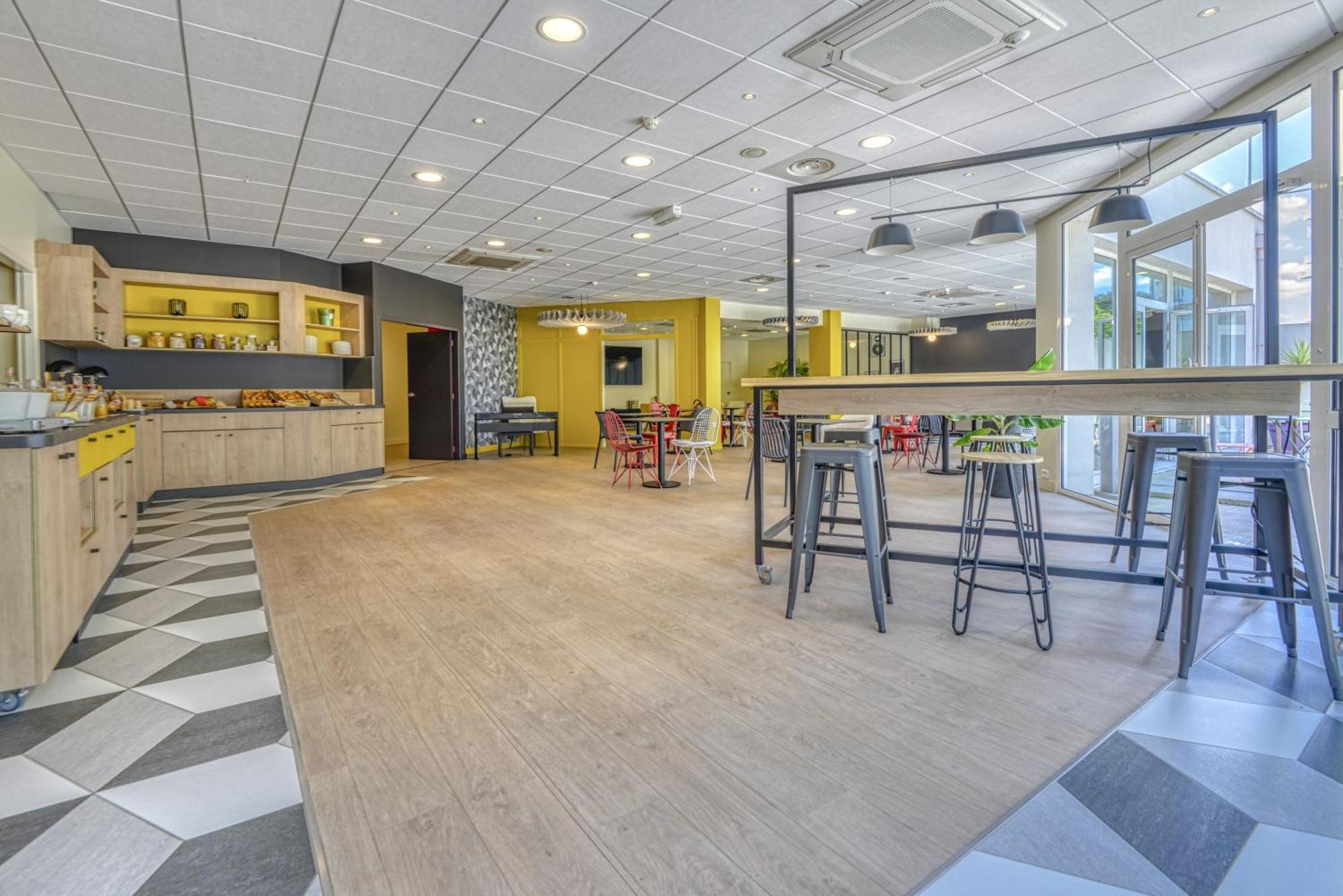Hotel Ibis Cholet Zewnętrze zdjęcie