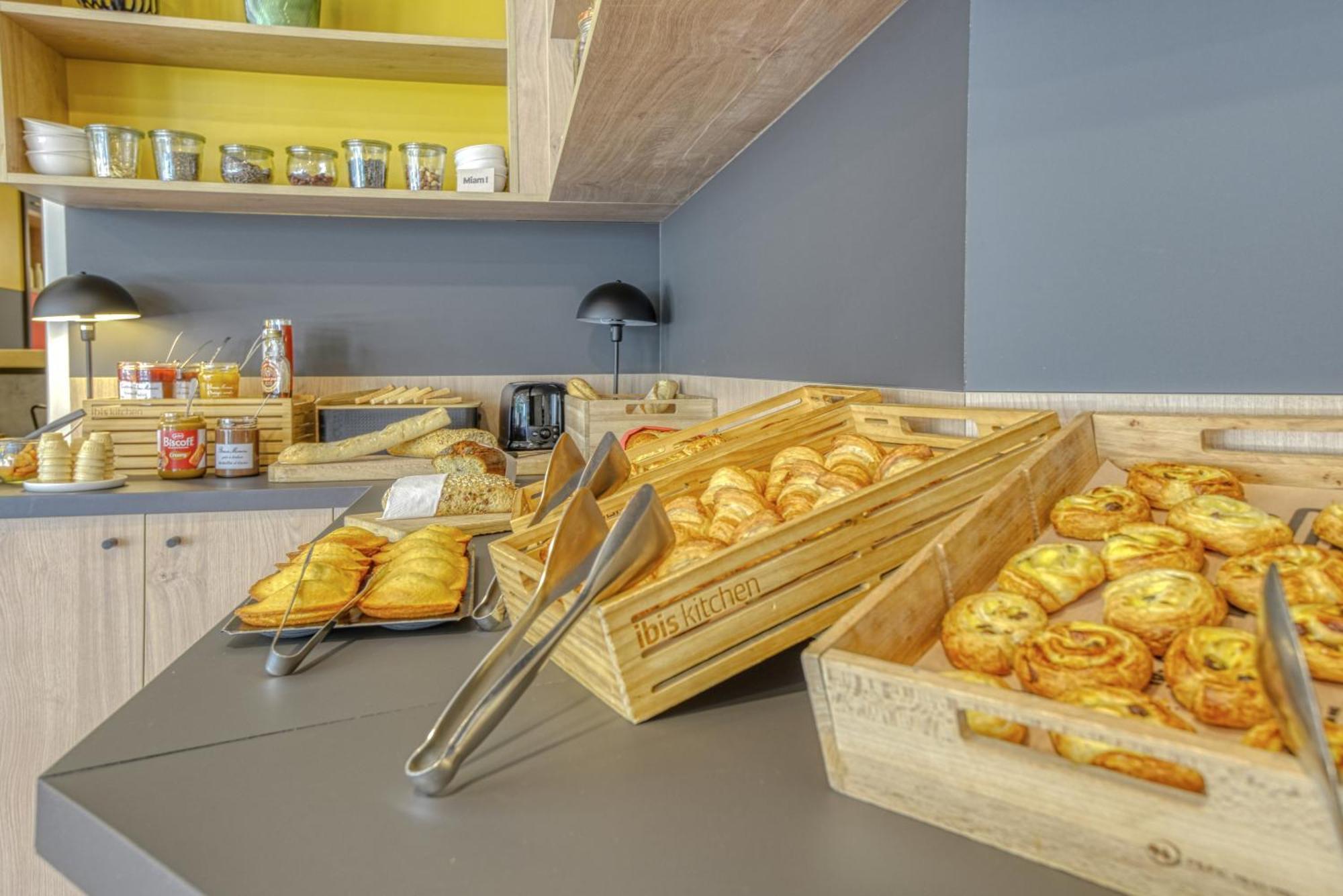 Hotel Ibis Cholet Zewnętrze zdjęcie