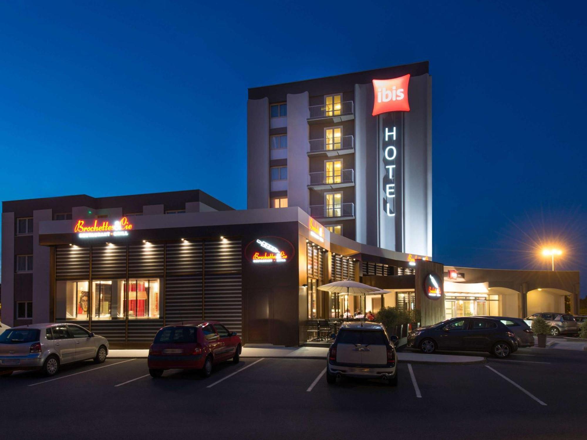 Hotel Ibis Cholet Zewnętrze zdjęcie