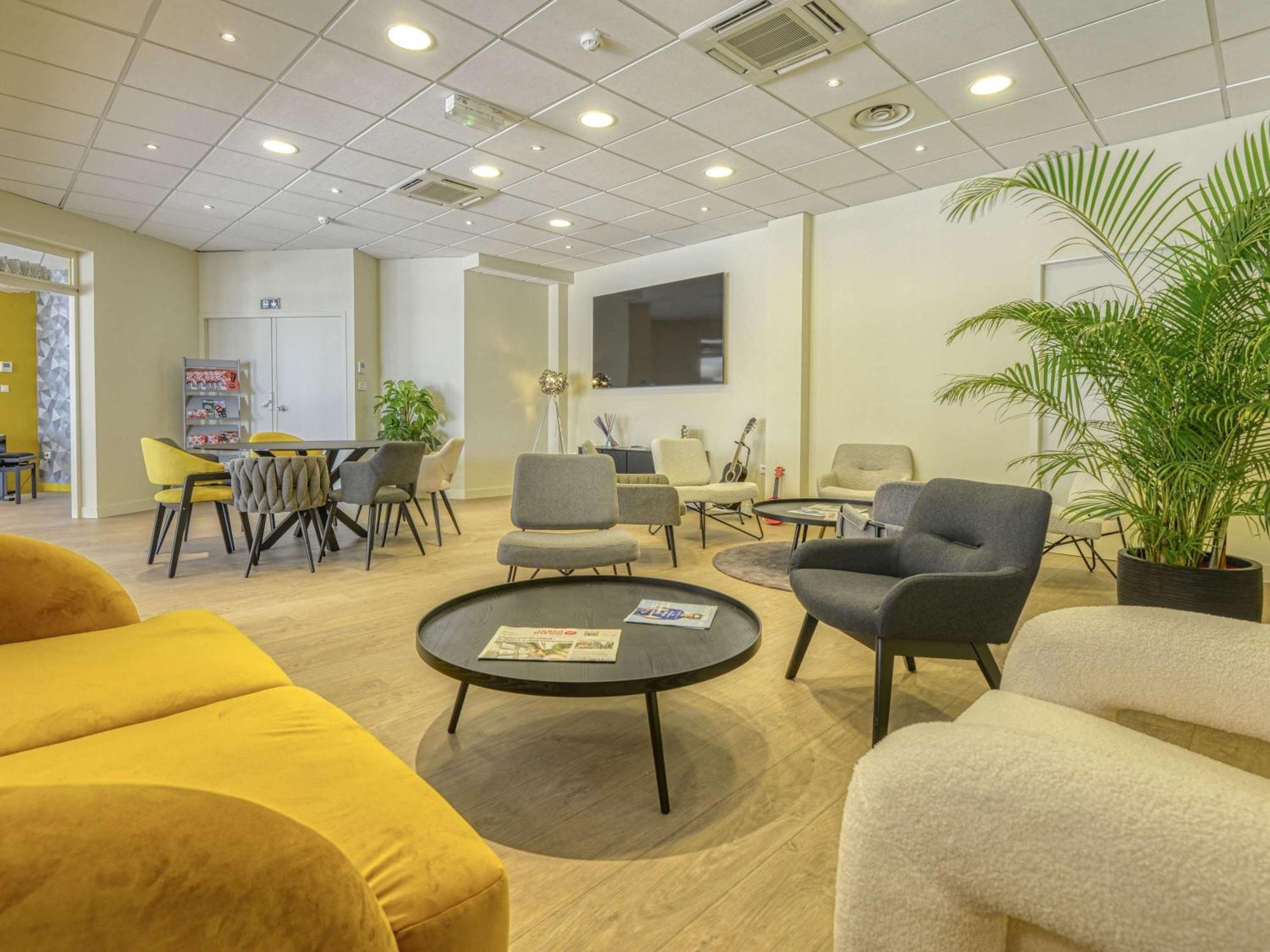 Hotel Ibis Cholet Zewnętrze zdjęcie
